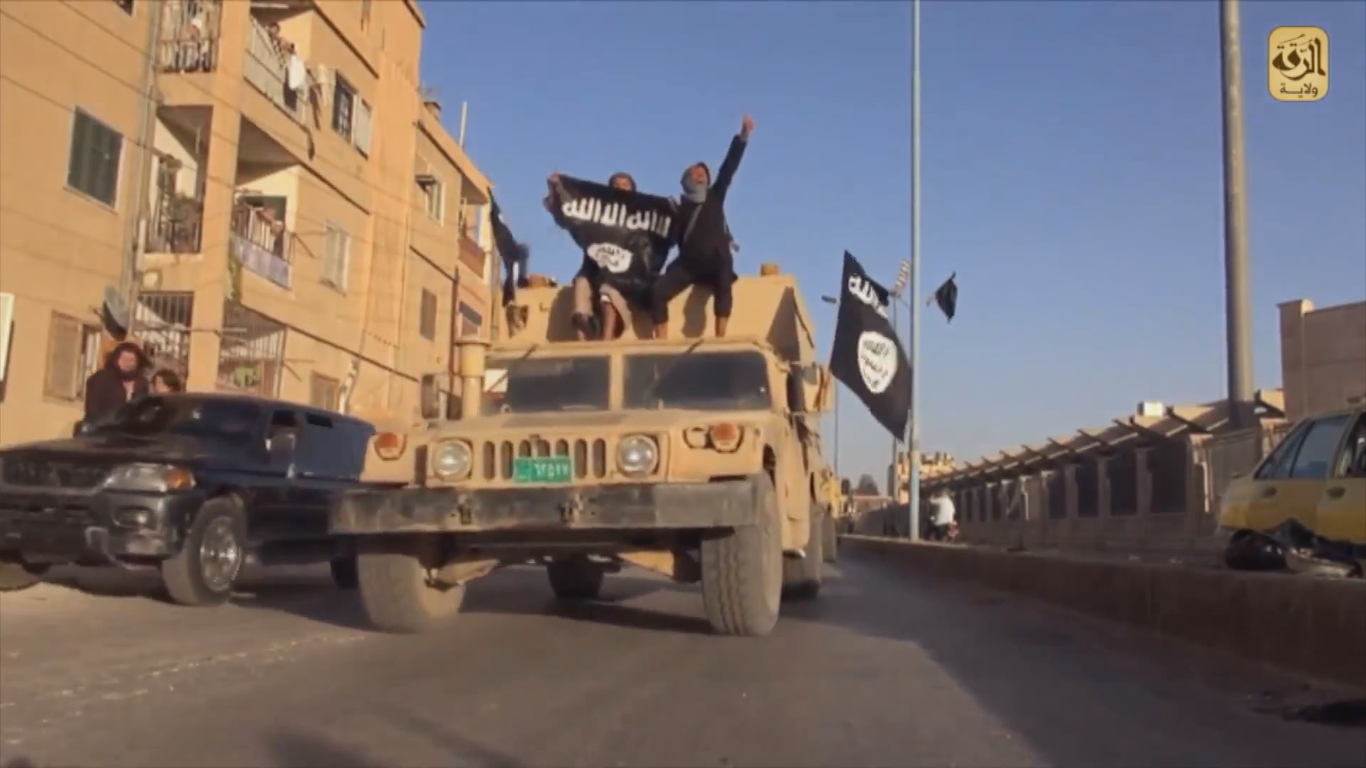 3302_ISISConvoyinMOSUL2
