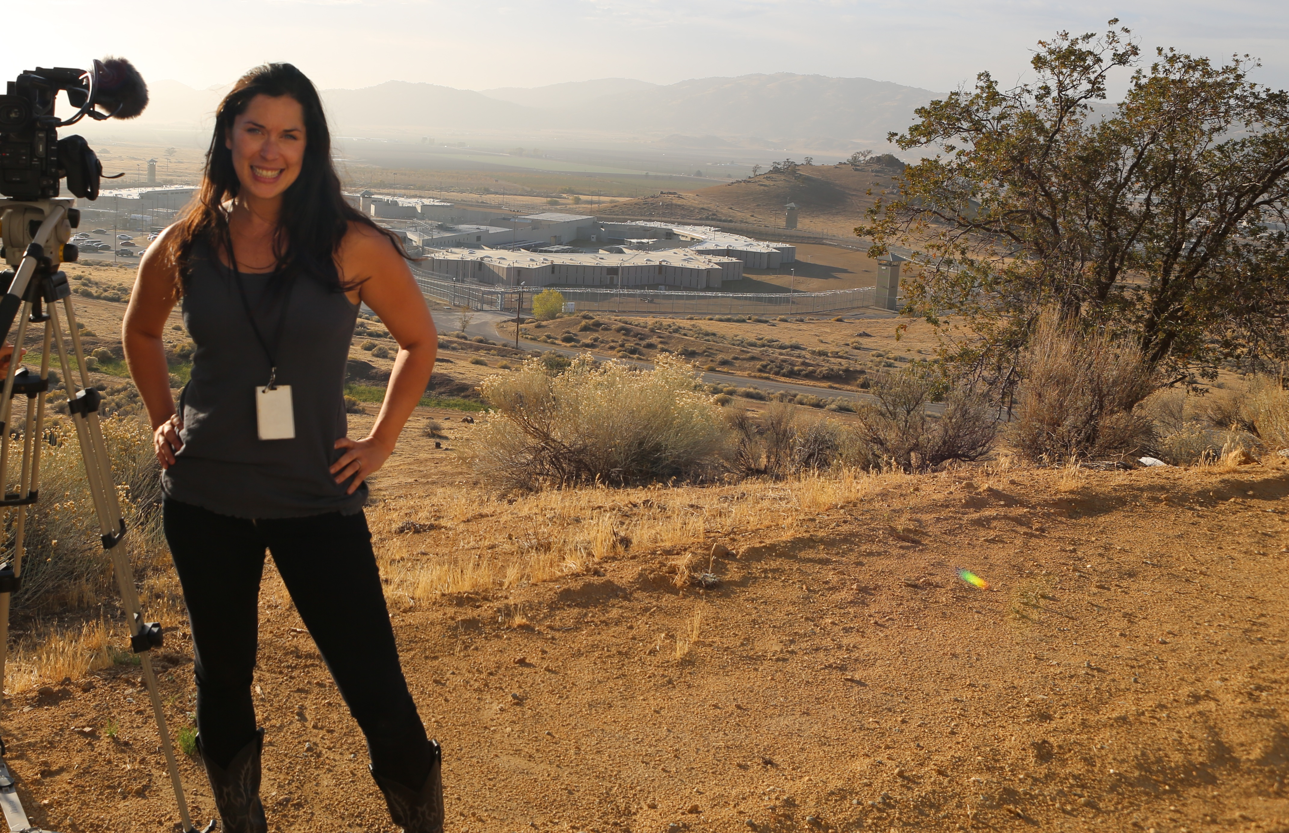 CaitlinInTheField_cropped