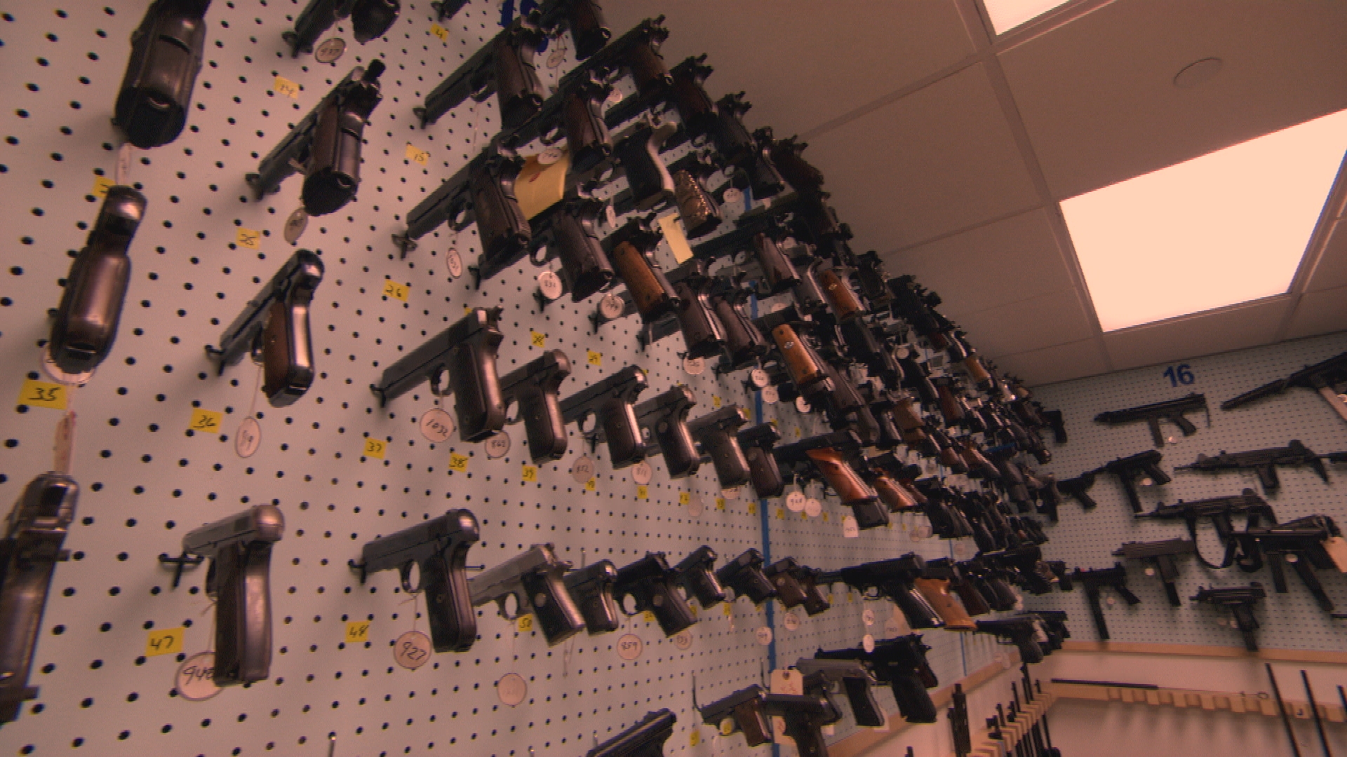 GD_GunWallDisplay