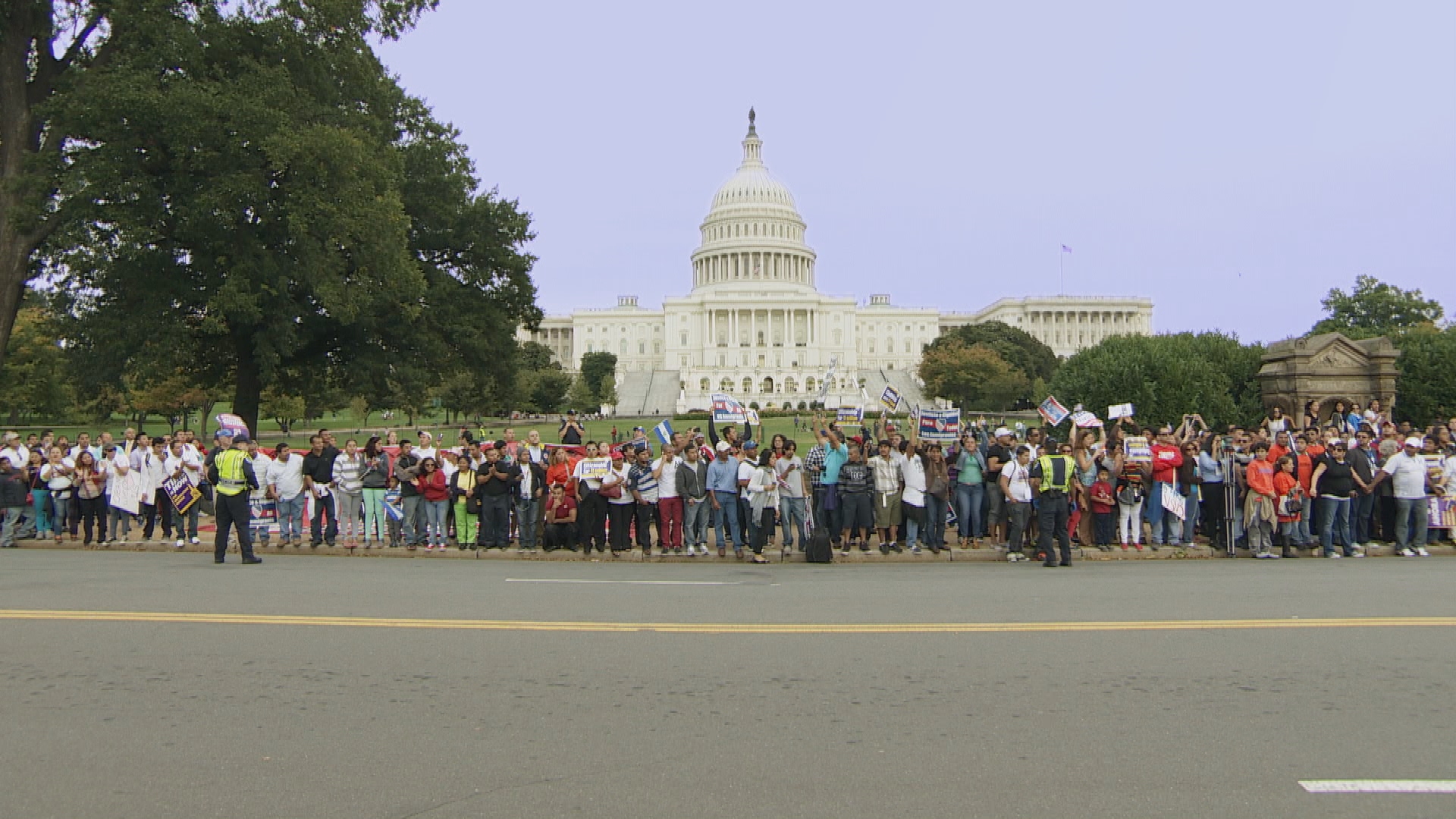0013_CAPITOL_PROTEST_WS