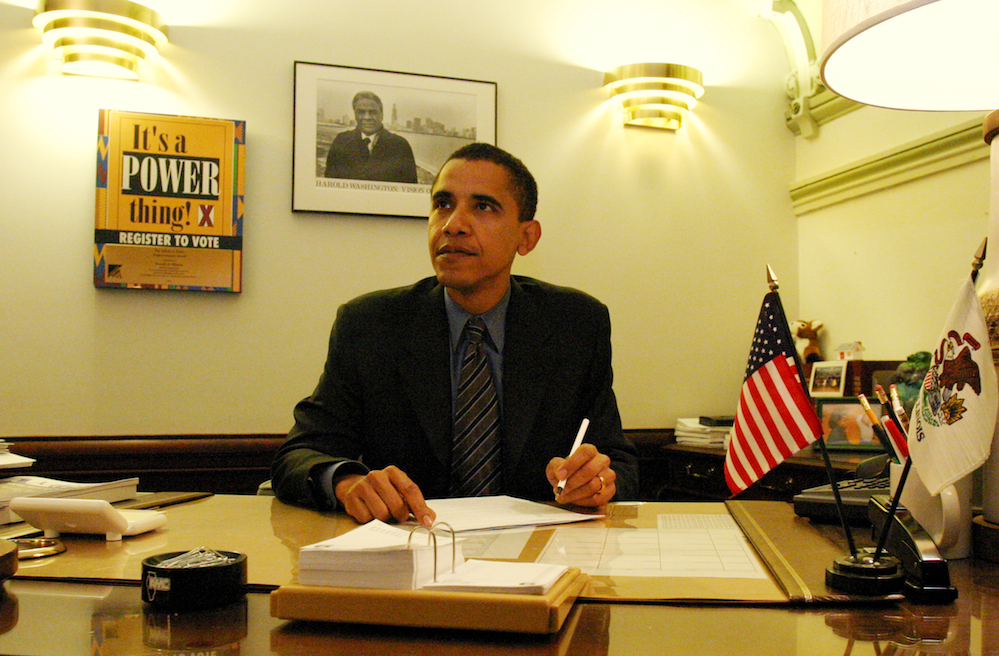 Obama in Springfield office