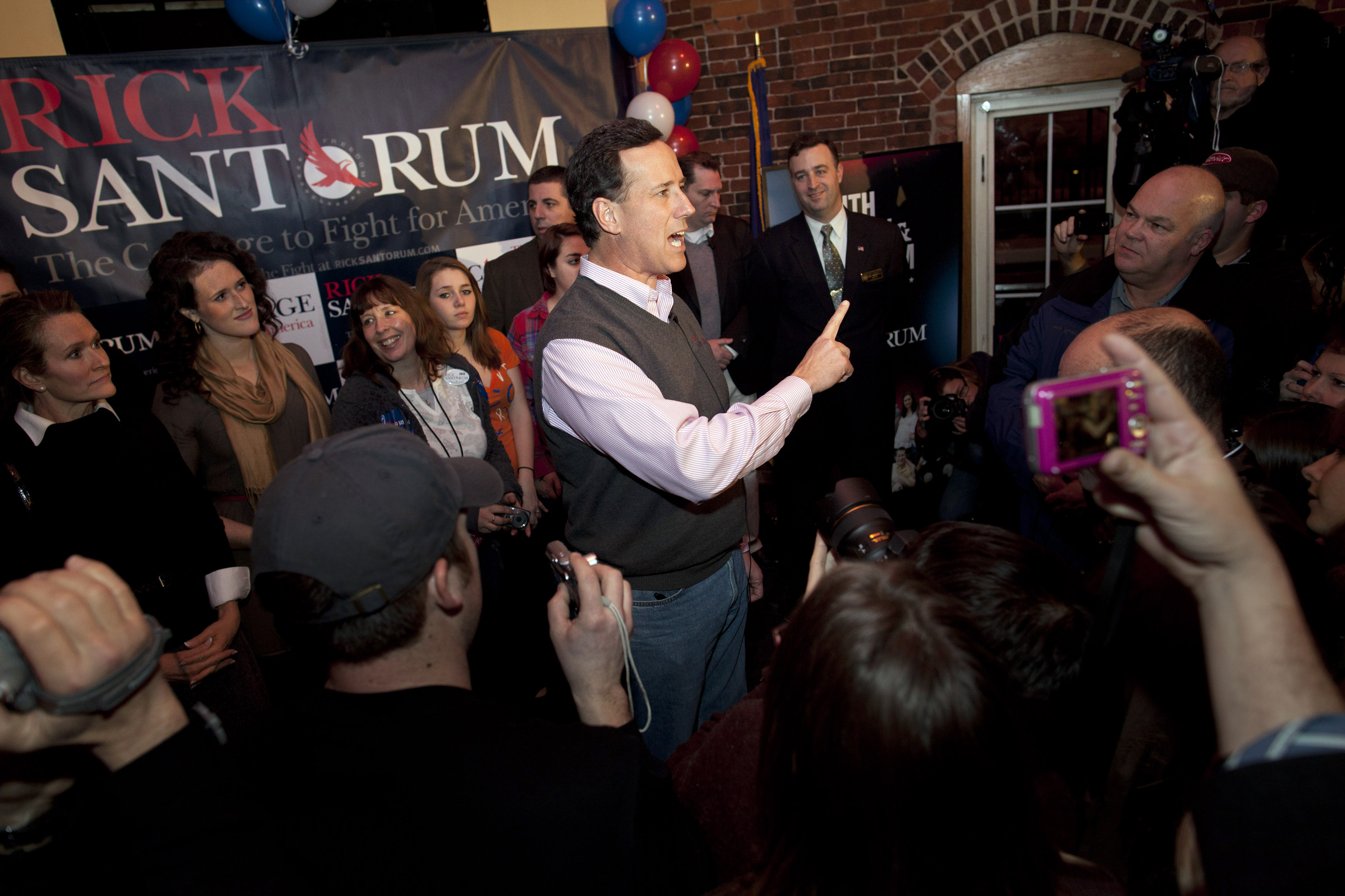 Santorum addresses rally 1/9/2012