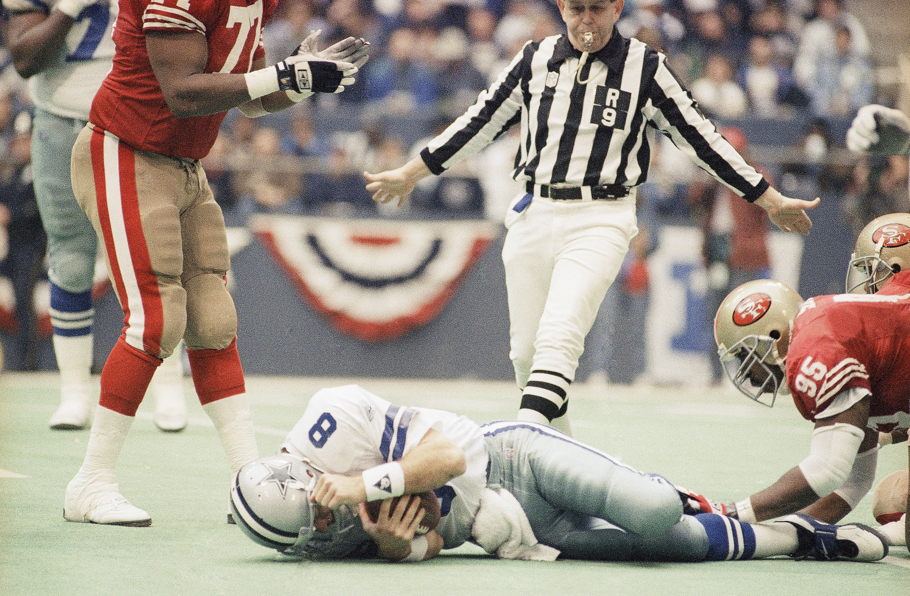 COWBOYS VS. 49ERS FOOTBALL