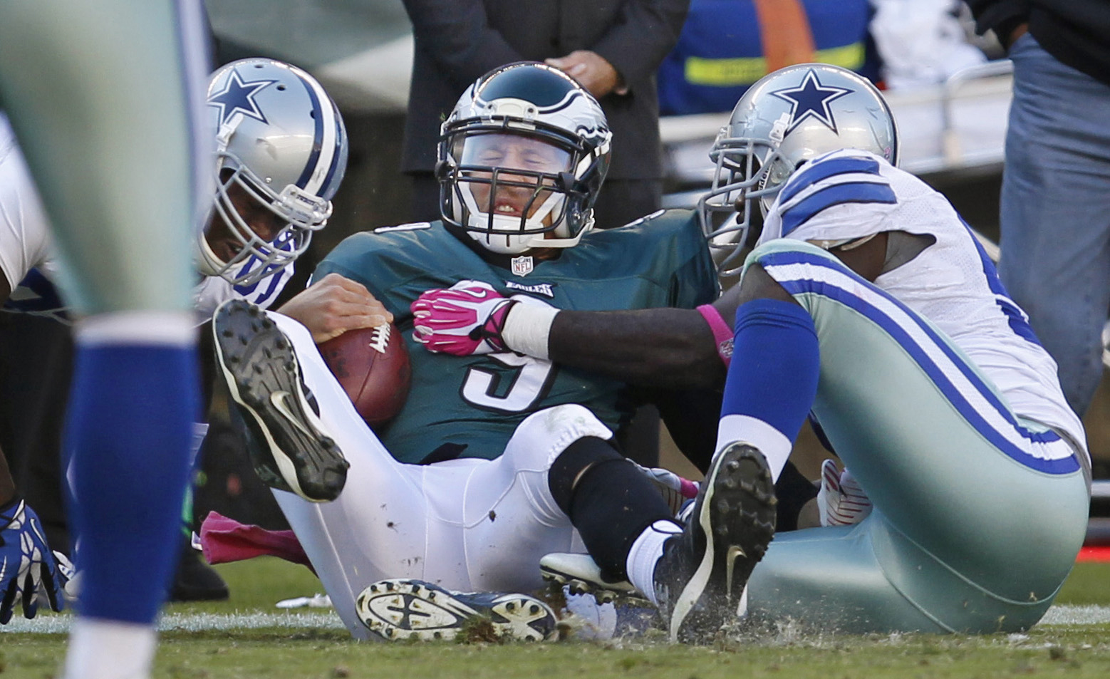 COWBOYS EAGLES FOOTBALL