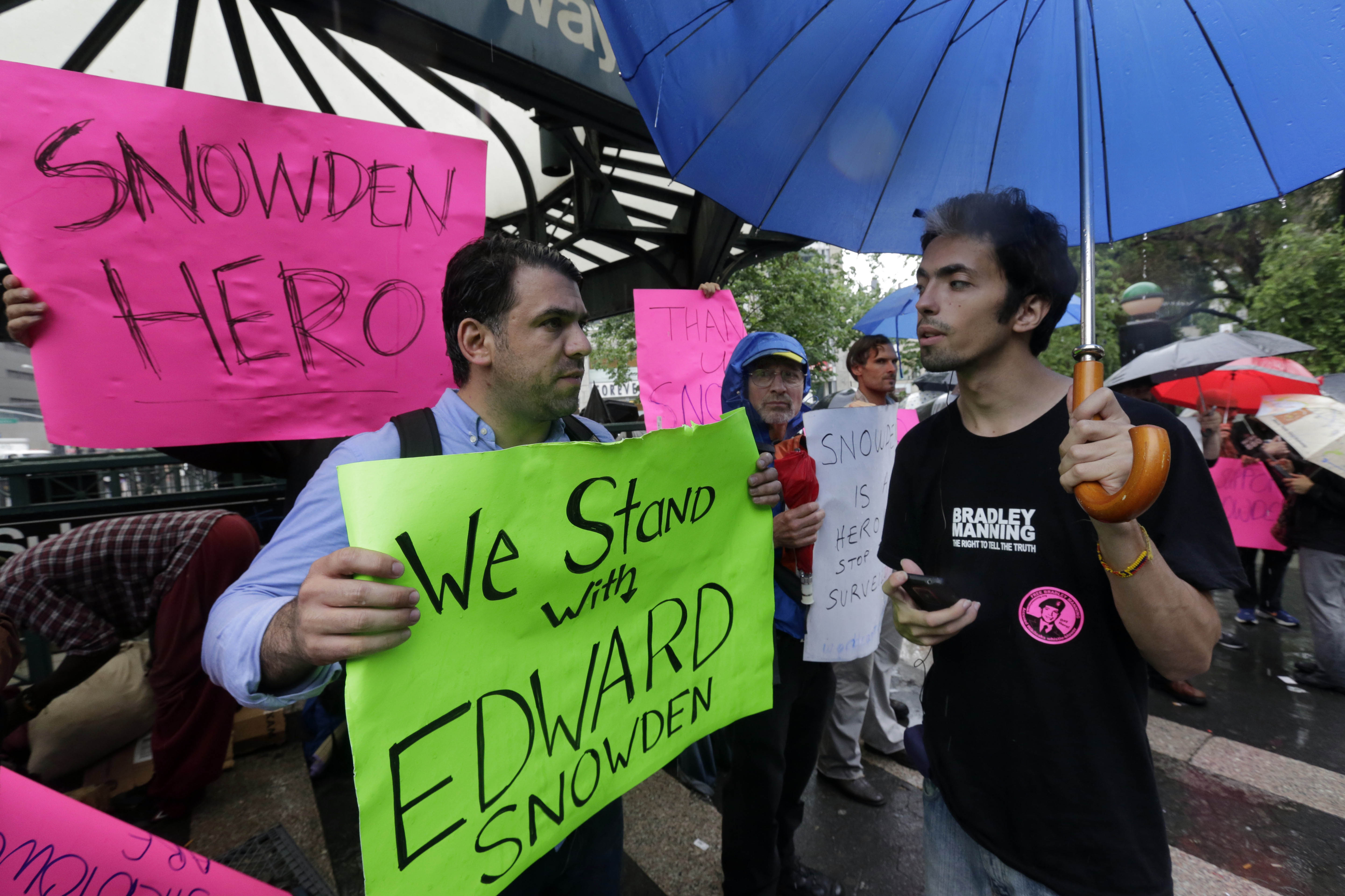 Support Snowden