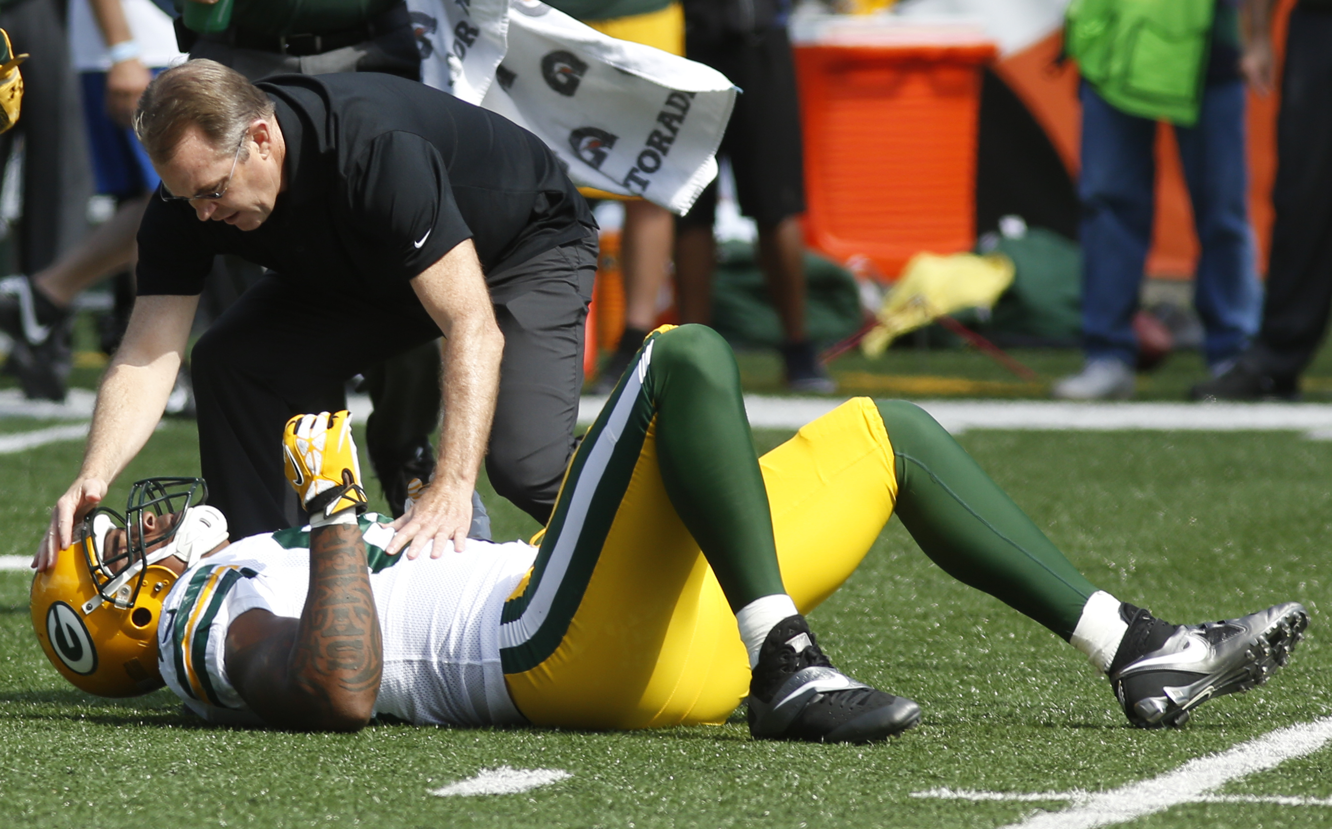 PACKERS BENGALS FOOTBALL