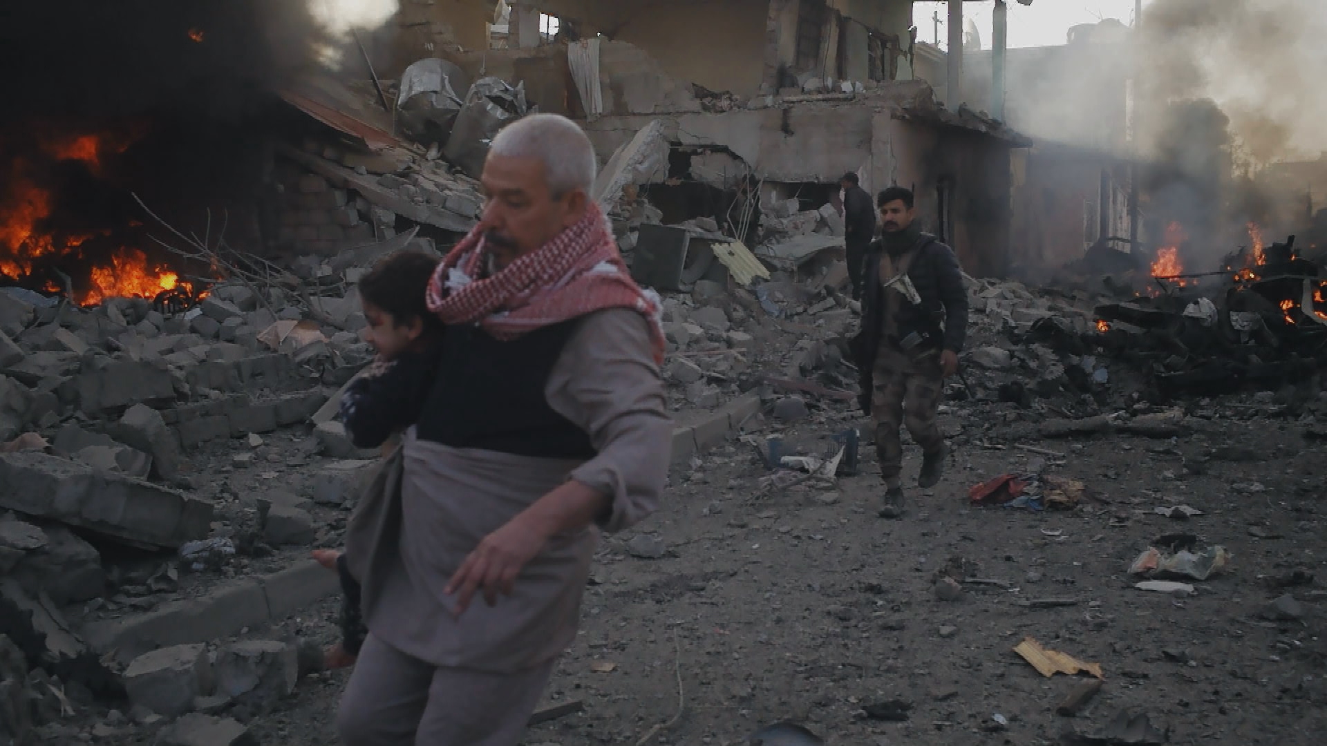 3508_battleforiraq_01_pc_survivesbomb_clean