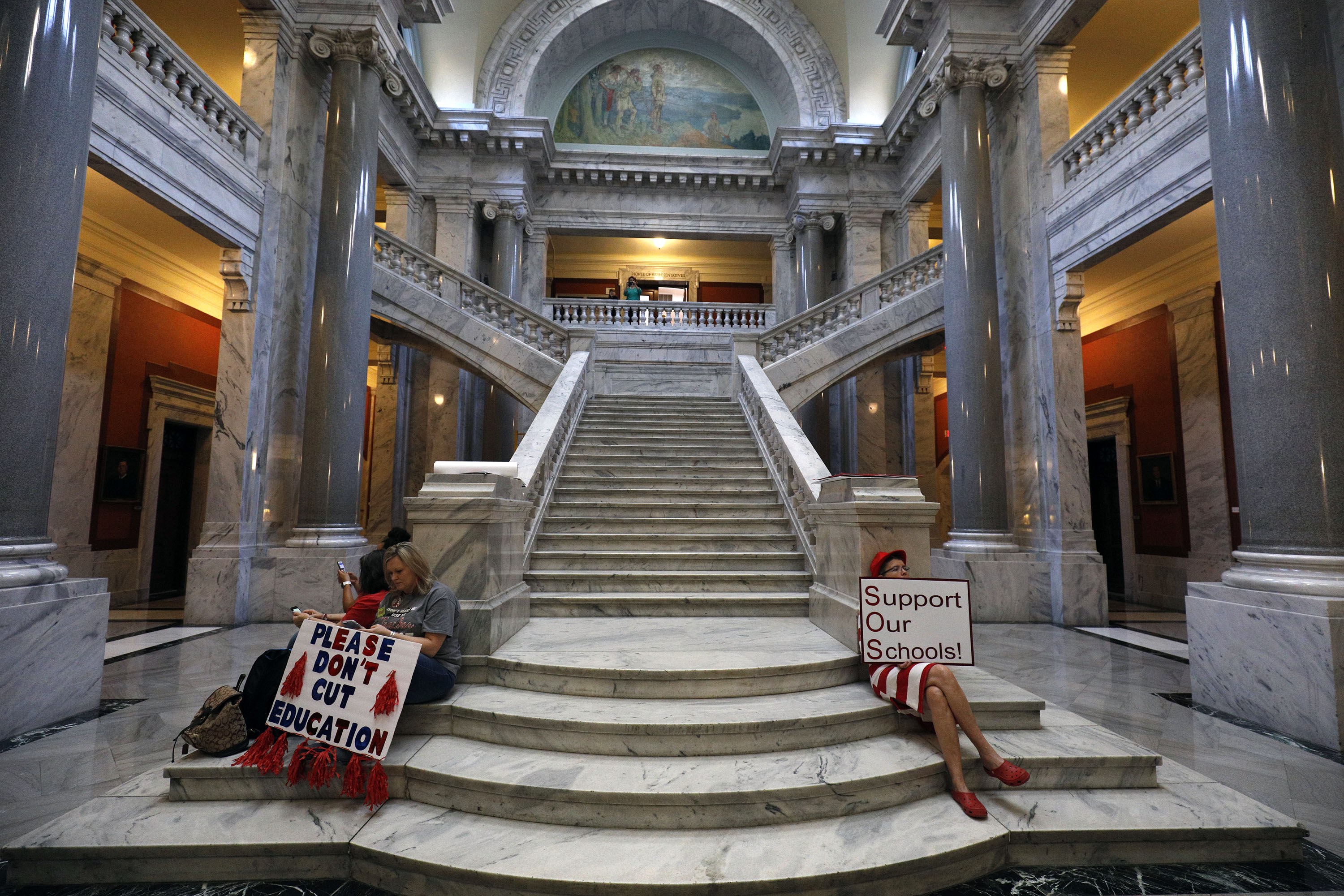 Kentucky Teachers March On State Capitol After Governor Signs Controversial Pension Reform Bill