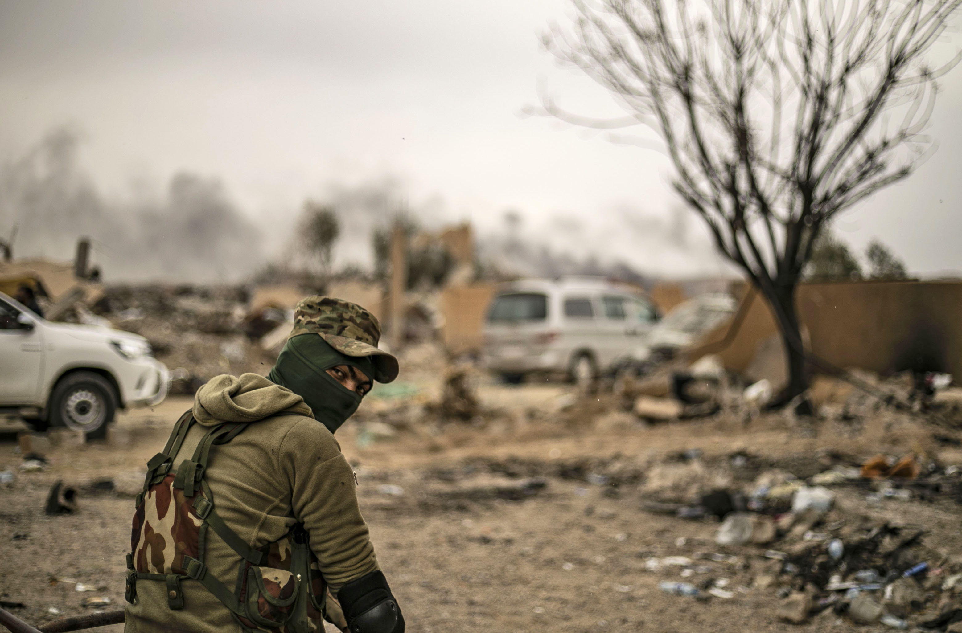 TOPSHOT-SYRIA-CONFLICT-IS-SURRENDER