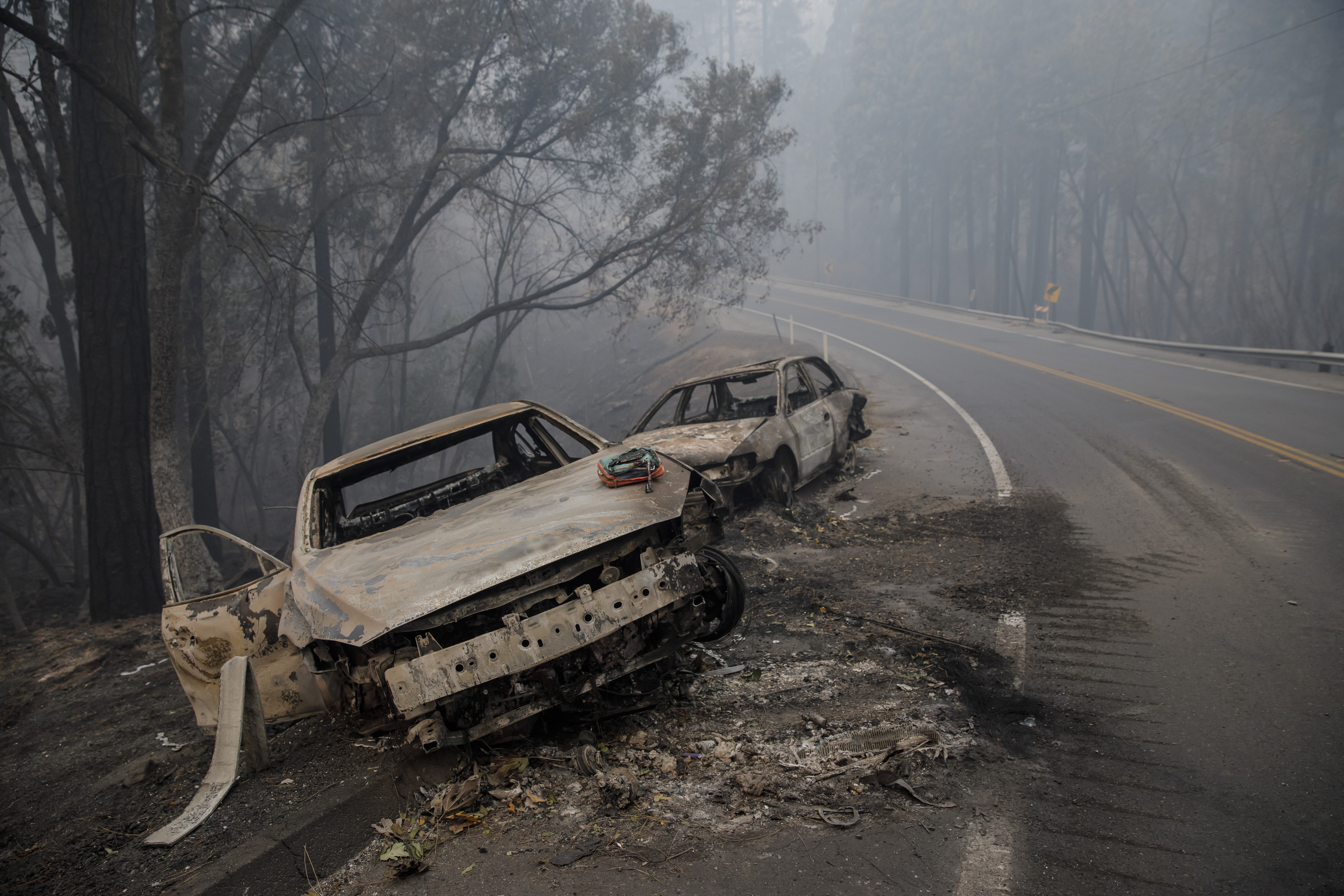 California Town Of Paradise Devastated By The Camp Fire Continues Search And Recovery Efforts