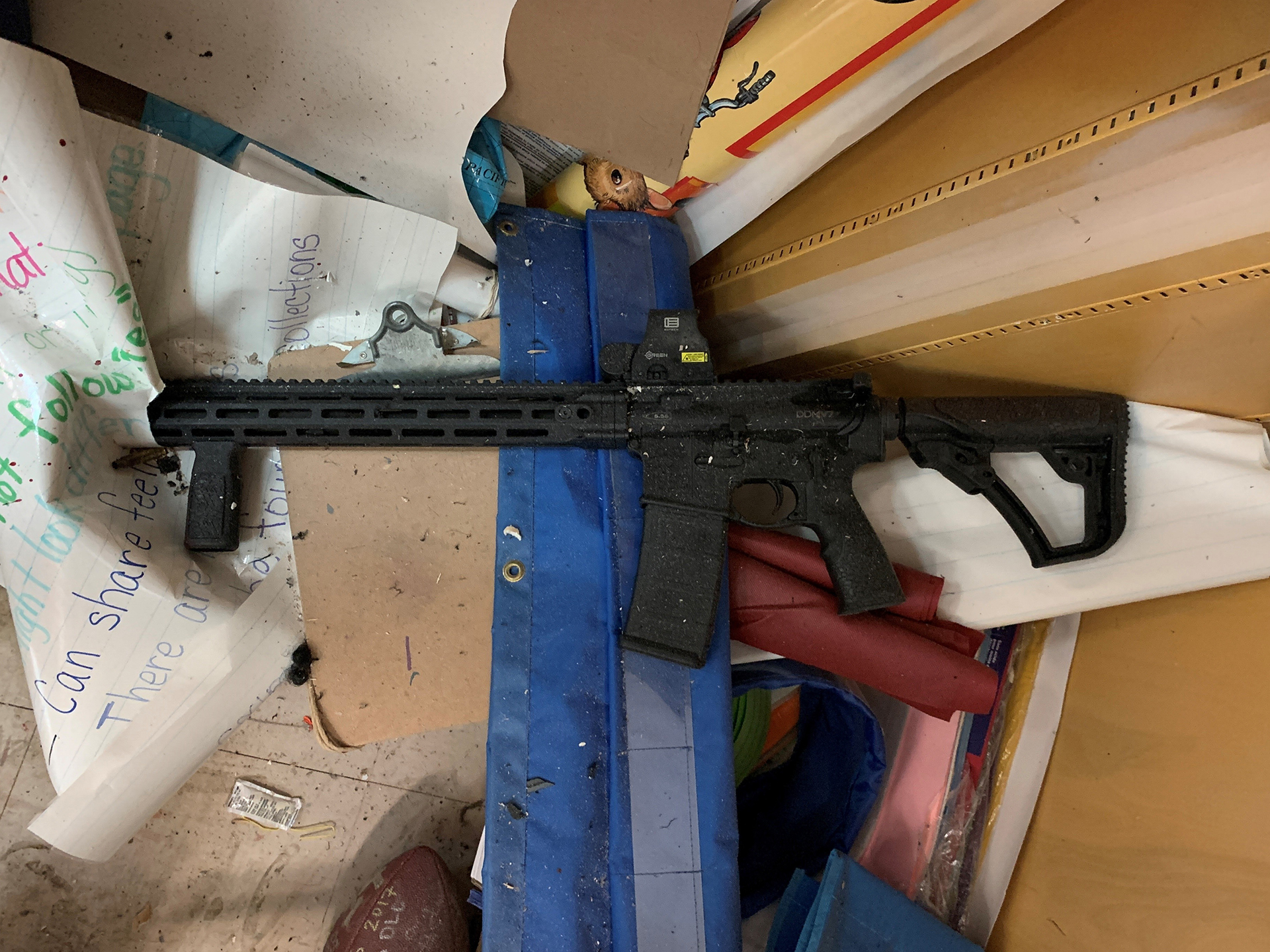Suspect gun photo 2